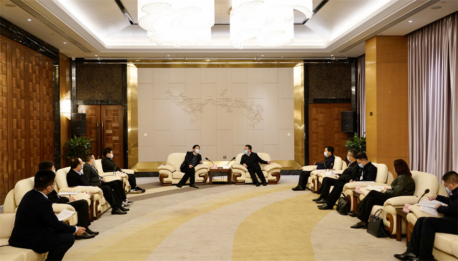省尊龙凯时集团党委书记、董事长任丁率队赴南充调研