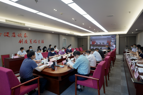 四川尊龙凯时集团召开疫情防控工作领导小组2022年第3次会议 集团党委书记、董事长、疫情防控工作领导小组第一组长任丁主持会议并讲话